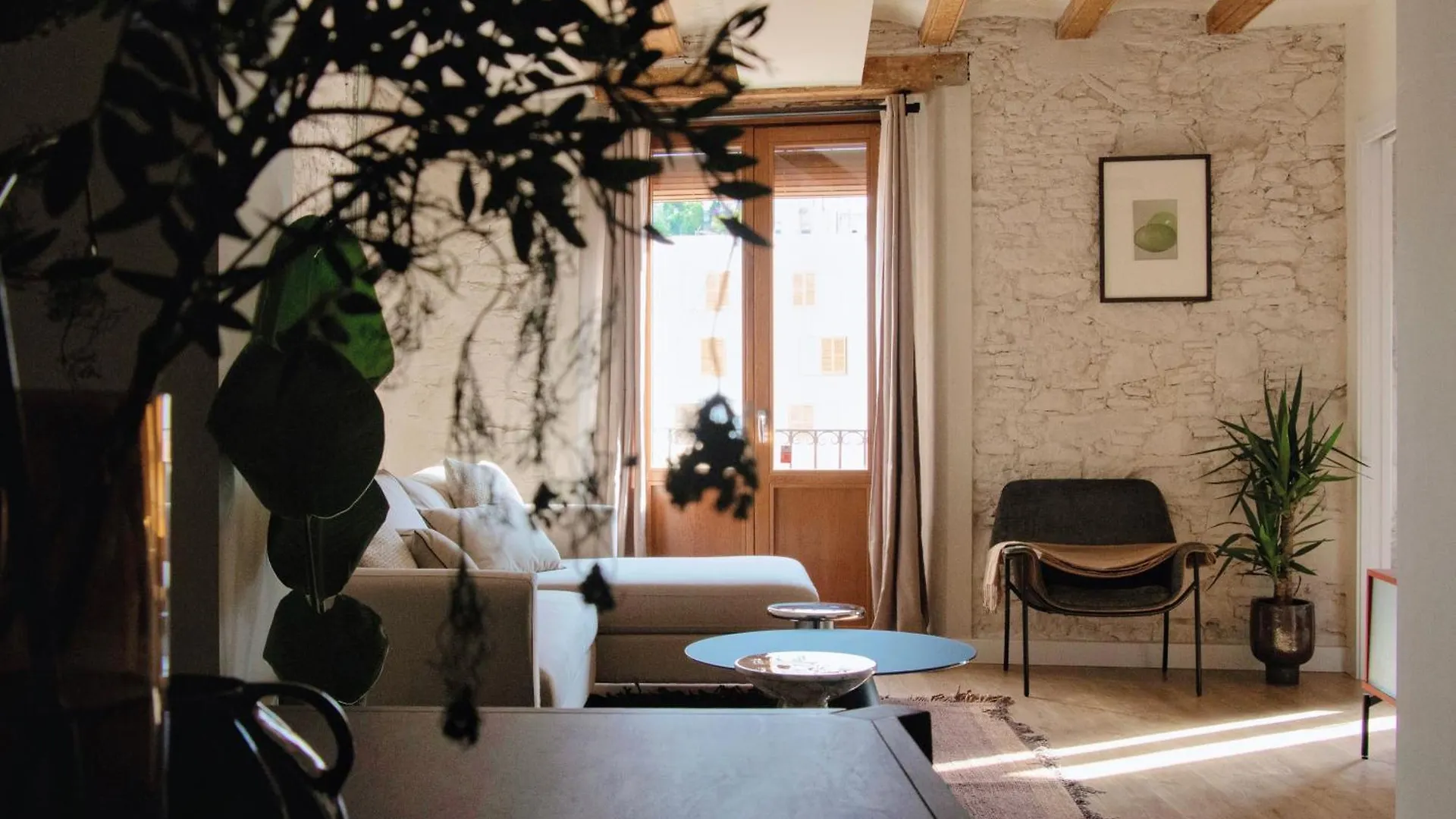 The Market Home - Design Apartments Historic Center联系方式
